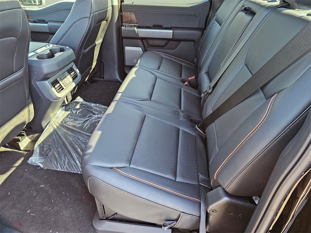 2026 Ford F-350 SD Lariat