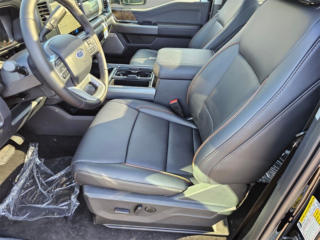 2026 Ford F-350 SD Lariat