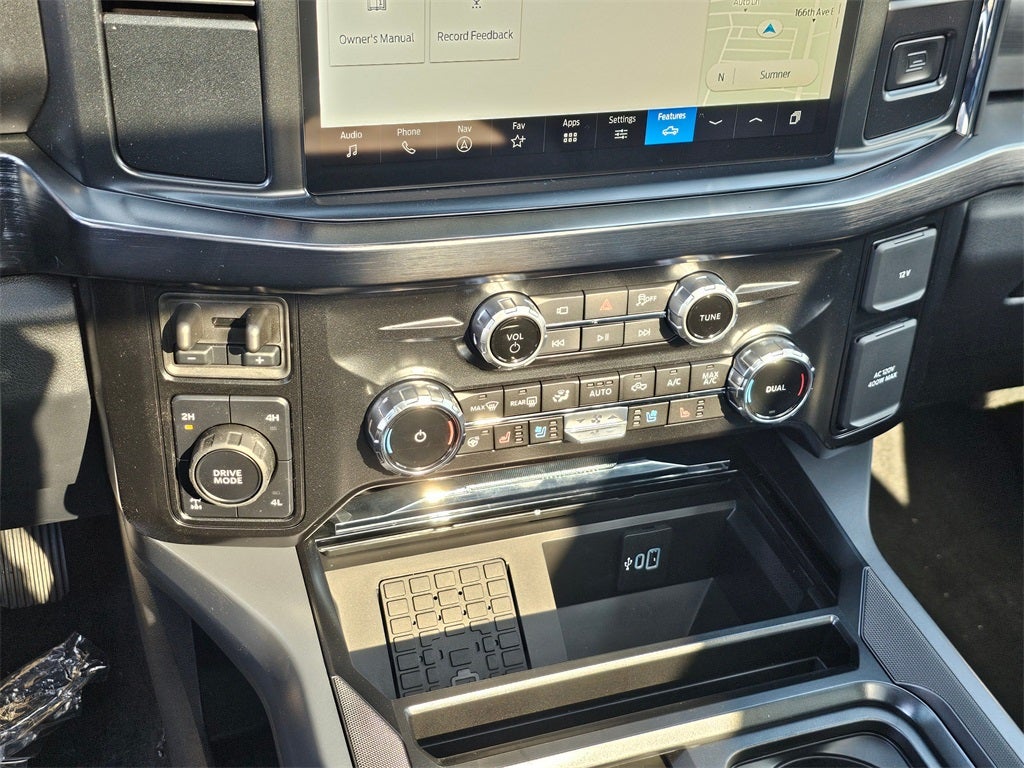 2026 Ford F-350 SD Lariat