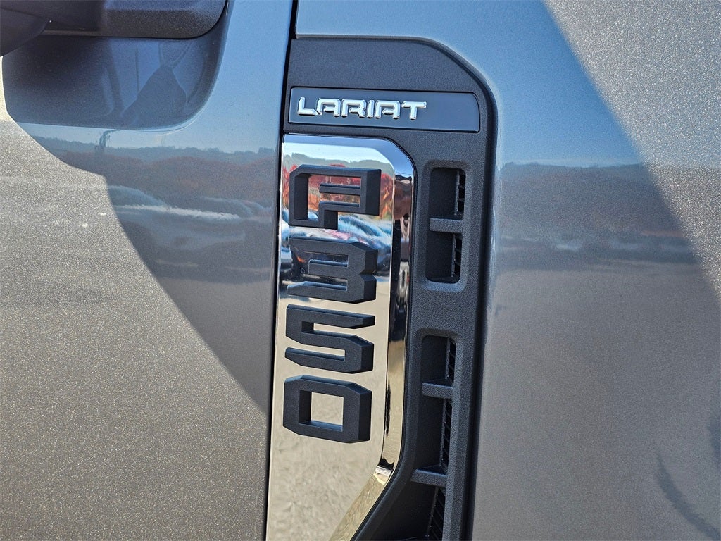 2026 Ford F-350 SD Lariat