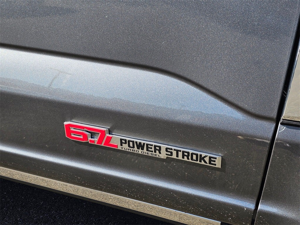 2026 Ford F-350 SD Lariat