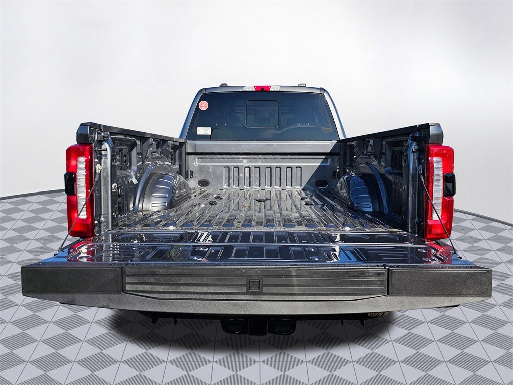 2026 Ford F-350 SD Lariat