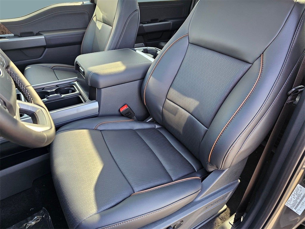 2026 Ford F-350 SD Lariat