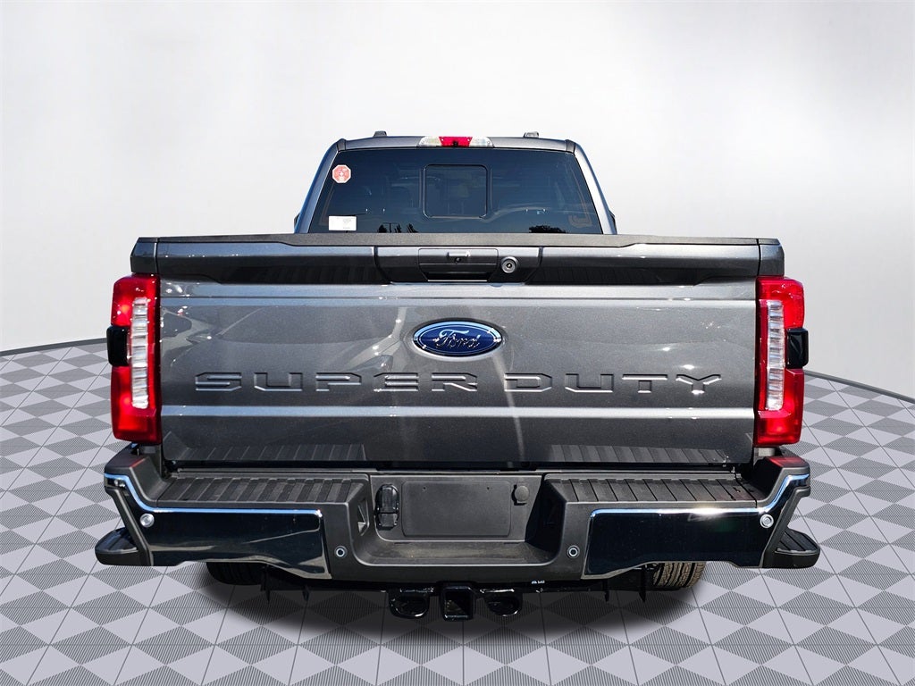 2026 Ford F-350 SD Lariat