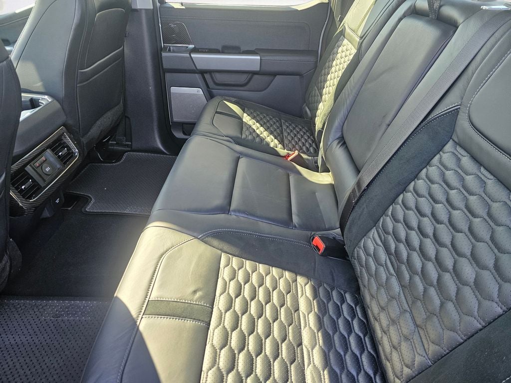 2026 Ford F-350 SD Lariat