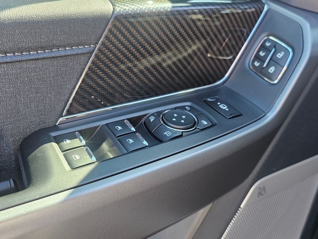 2026 Ford F-350 SD Lariat