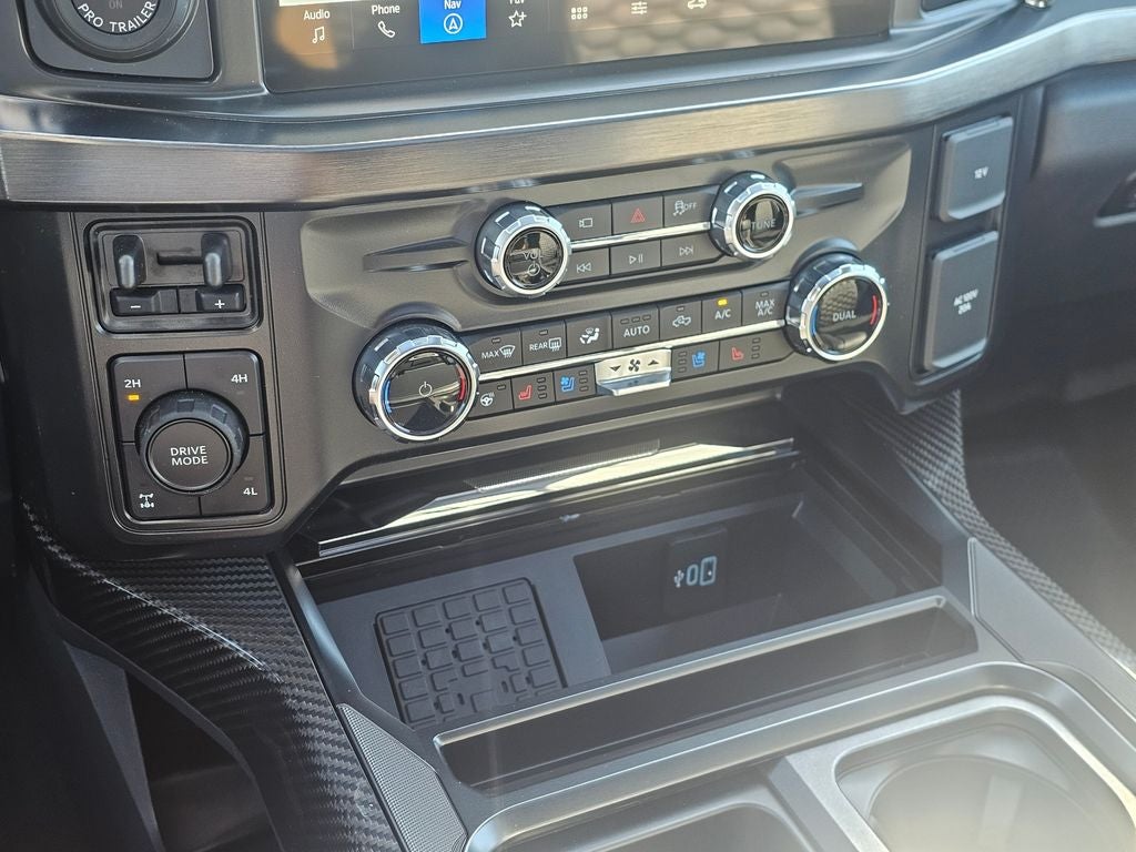 2026 Ford F-350 SD Lariat