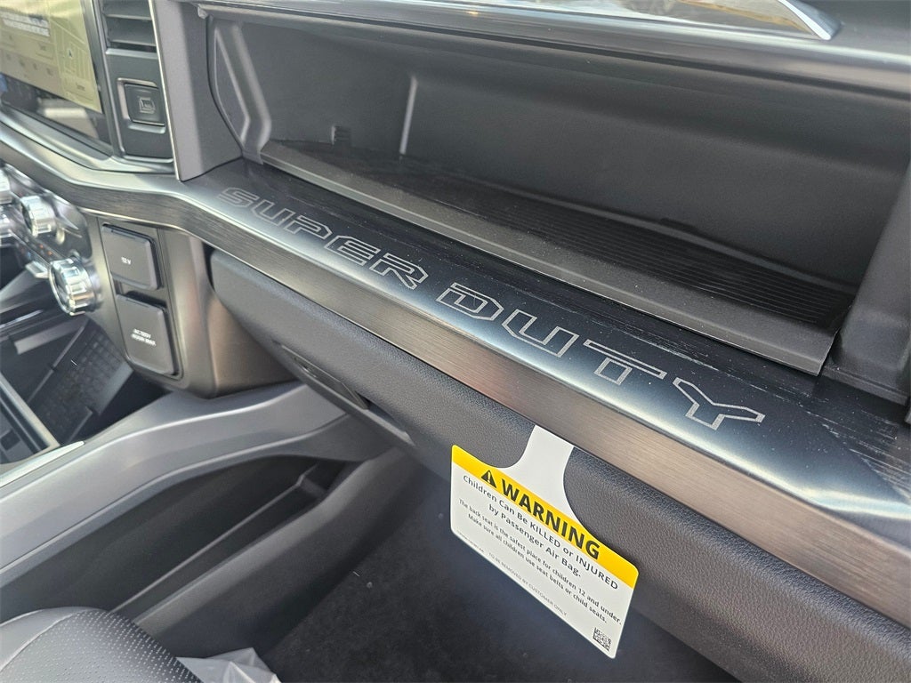 2025 Ford F-350 SD Lariat