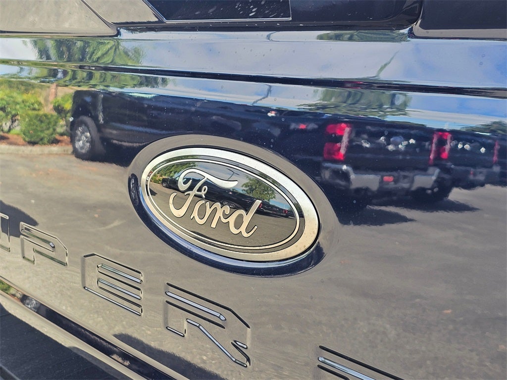 2025 Ford F-350 SD Lariat