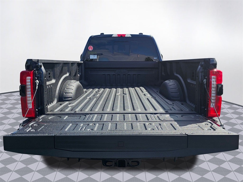 2025 Ford F-350 SD Lariat