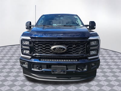 2025 Ford F-350 SD Lariat