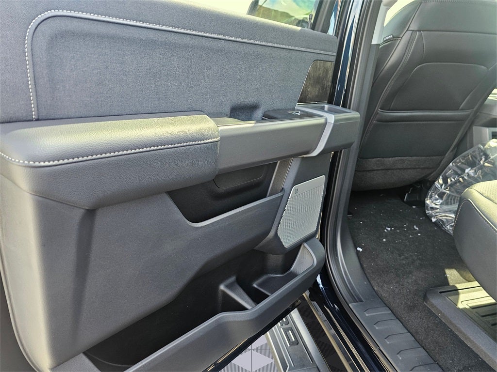 2025 Ford F-350 SD Lariat