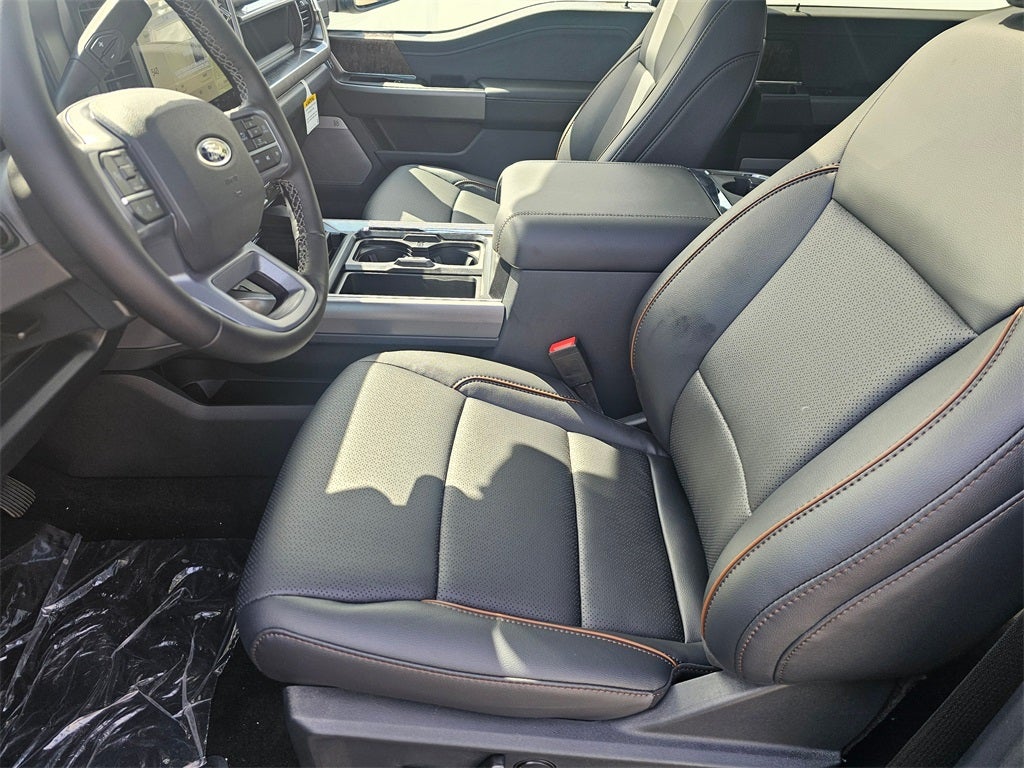 2025 Ford F-350 SD Lariat