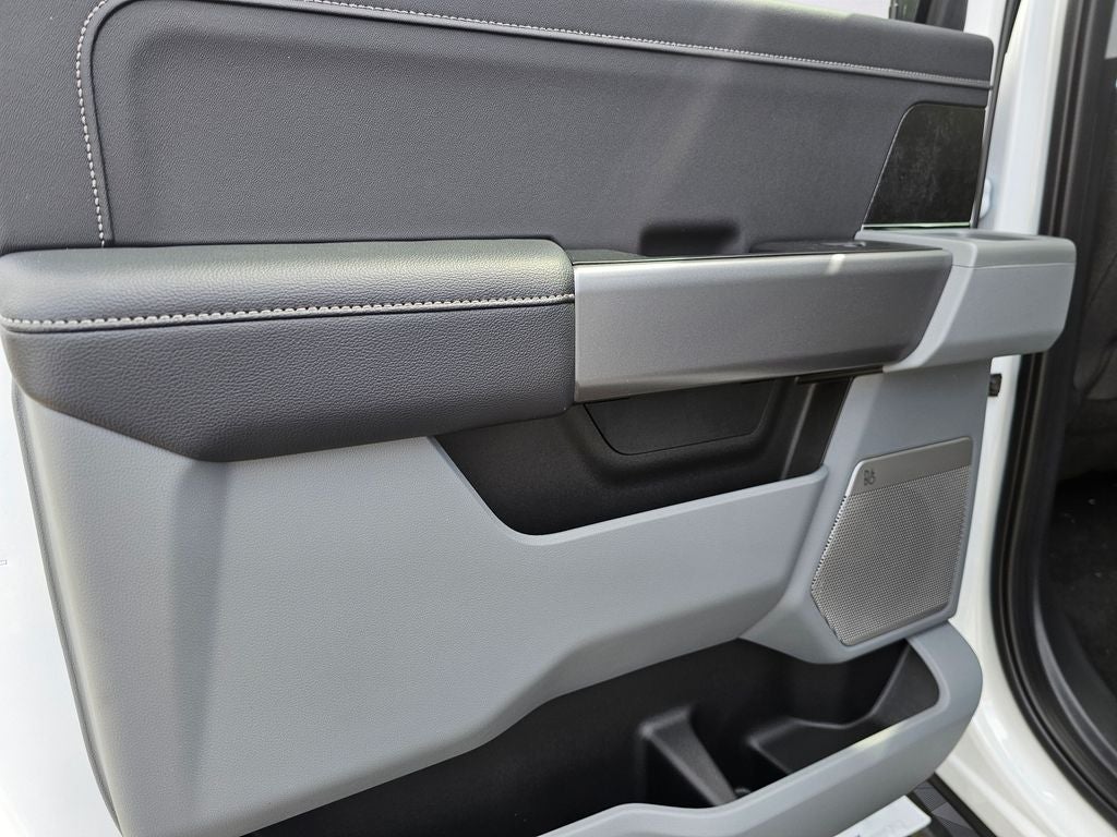 2026 Ford F-350 SD XLT TREMOR