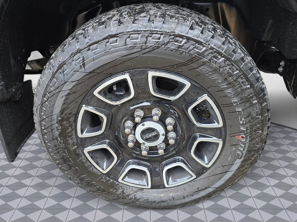 2026 Ford F-350 SD Platinum