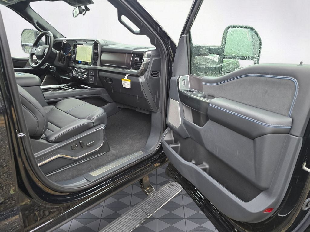 2026 Ford F-350 SD Platinum