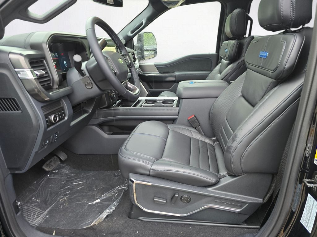 2026 Ford F-350 SD Platinum