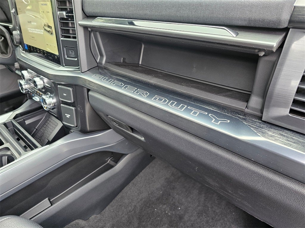 2025 Ford F-350 SD Lariat