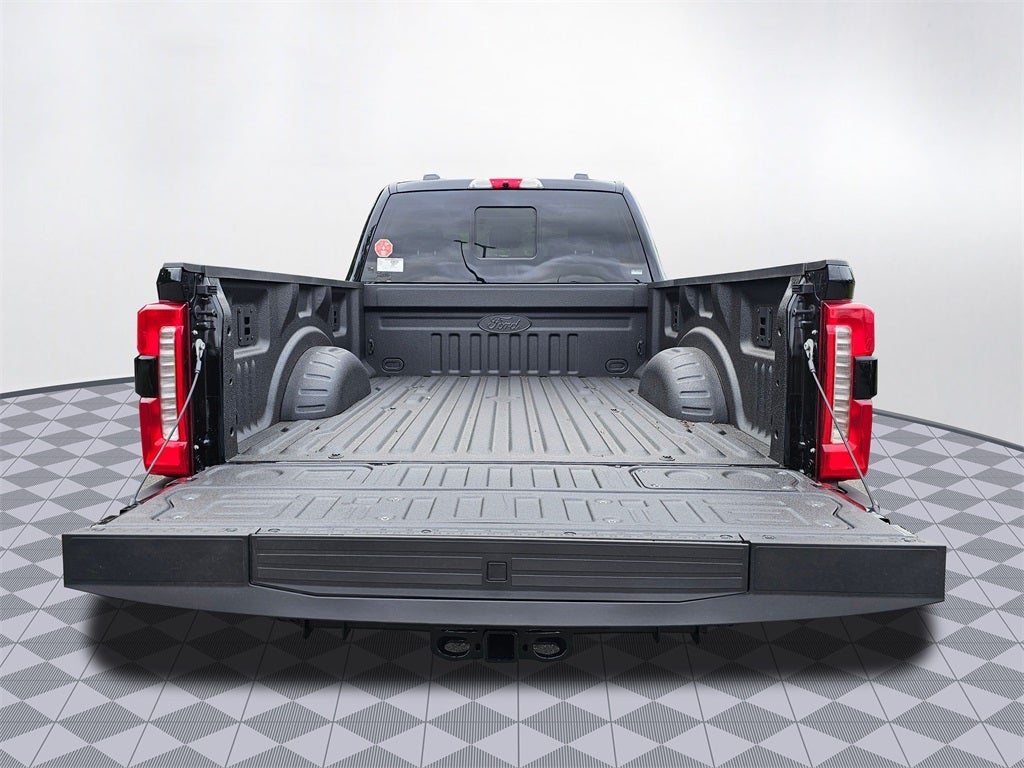 2025 Ford F-350 SD Lariat