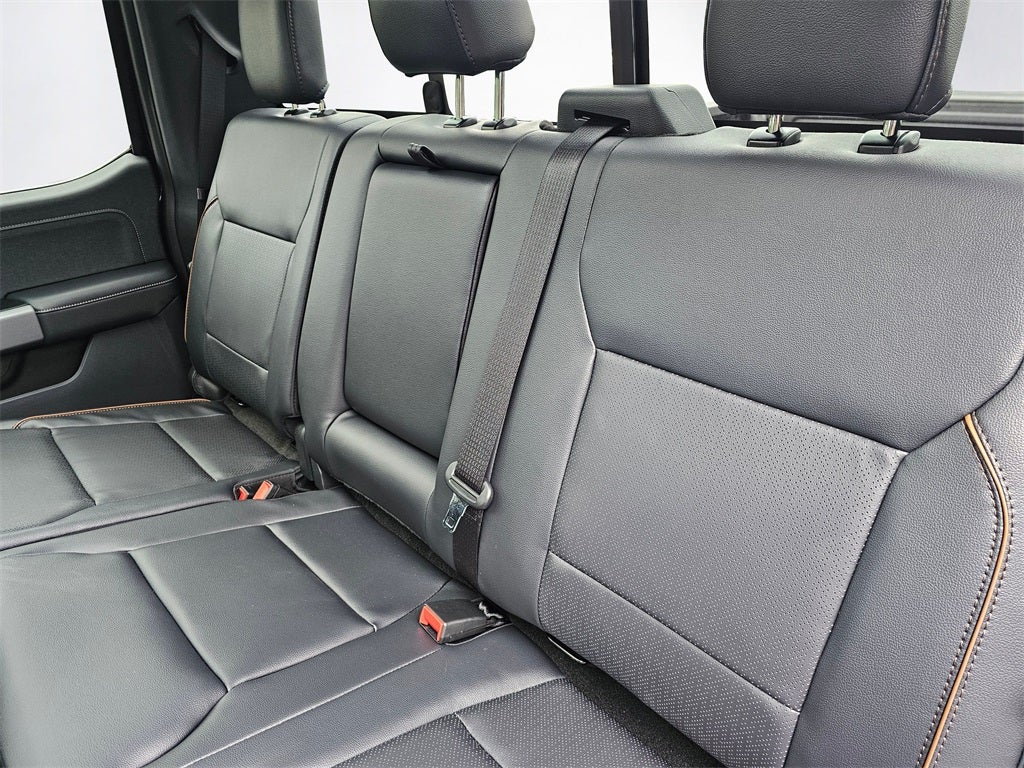 2025 Ford F-350 SD Lariat