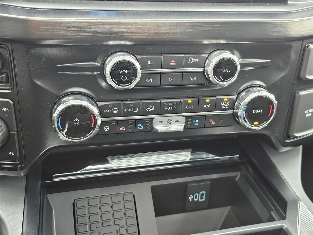 2025 Ford F-350 SD Lariat