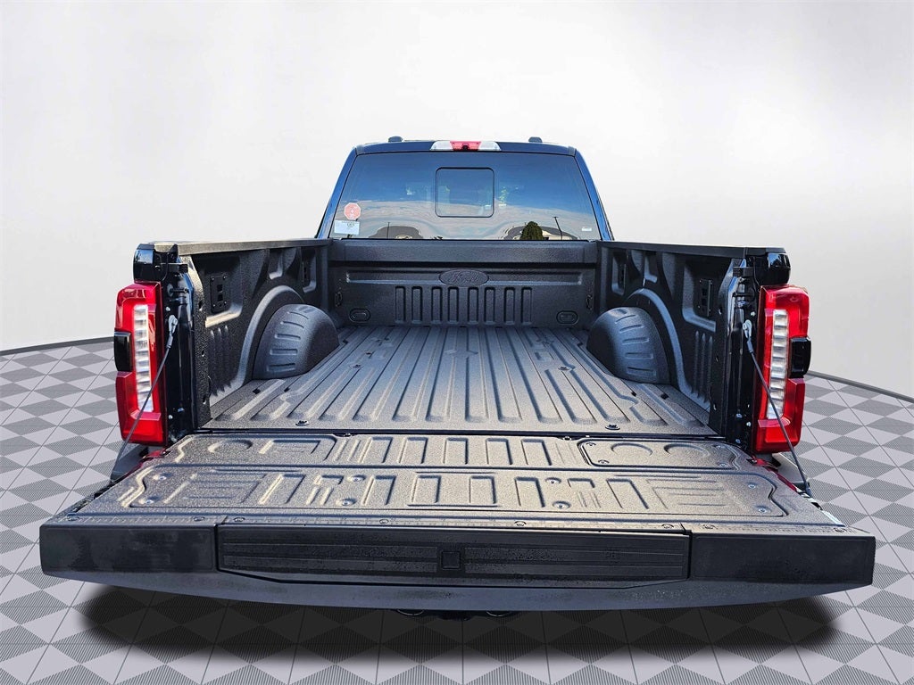 2025 Ford F-350 SD XLT