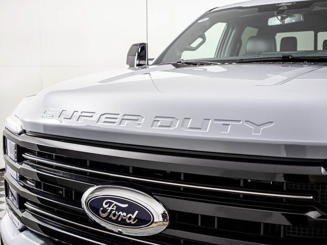 2026 Ford F-350 SD Platinum