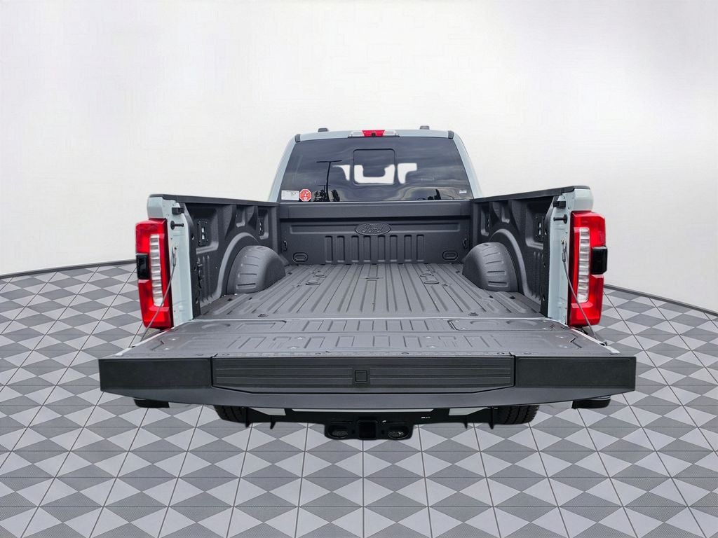 2026 Ford F-350 SD Lariat