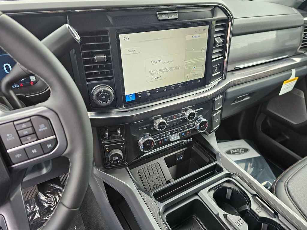 2026 Ford F-350 SD Lariat
