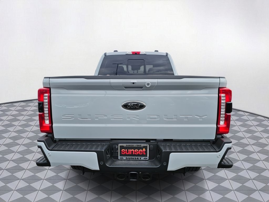 2026 Ford F-350 SD Lariat