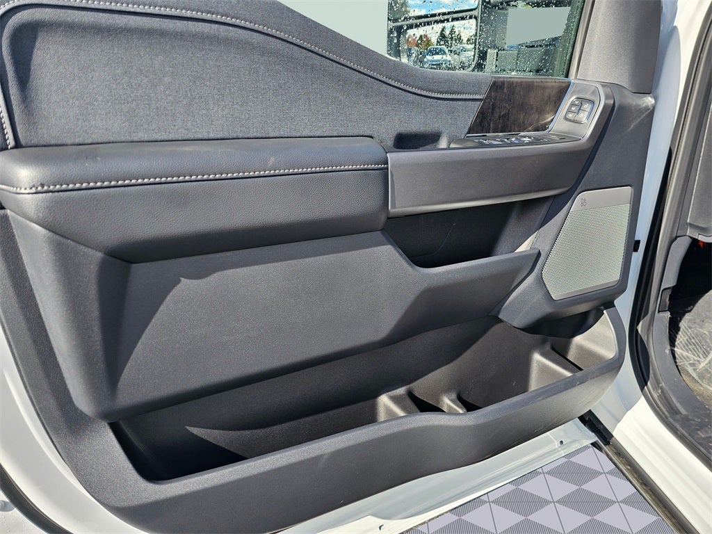 2026 Ford F-350 SD Lariat