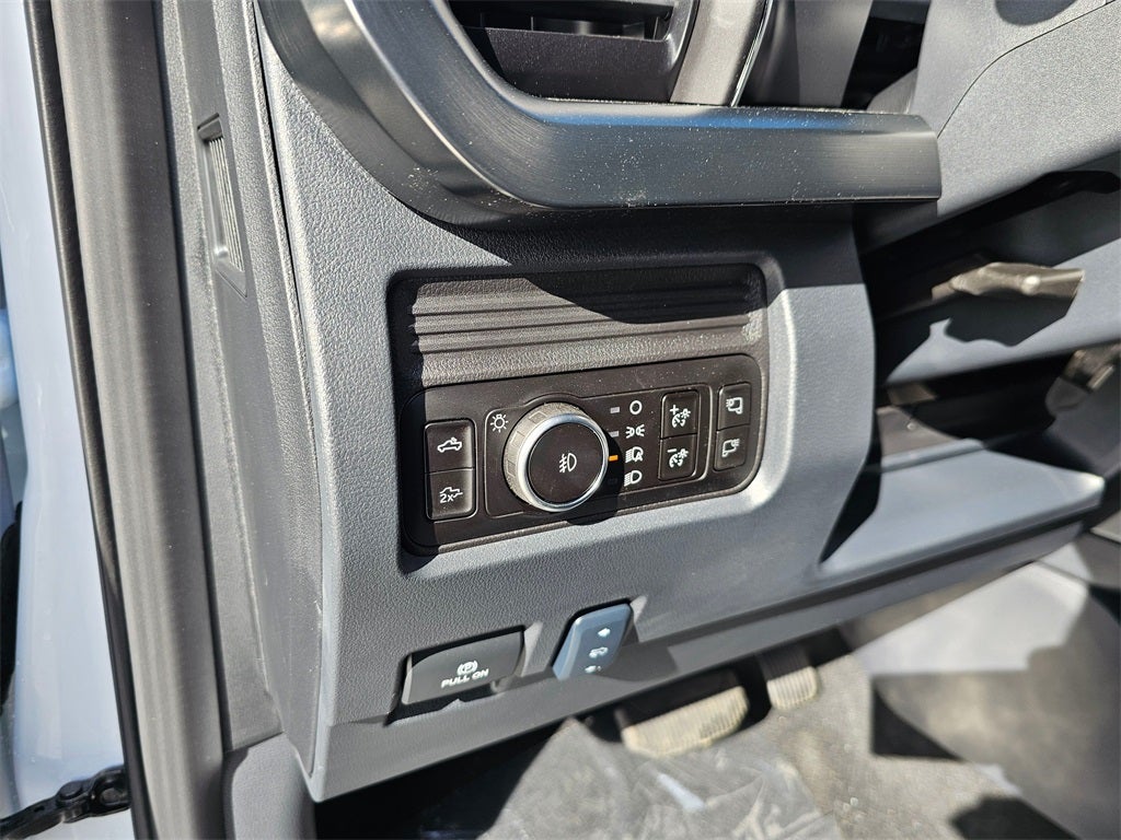 2026 Ford F-350 SD Lariat