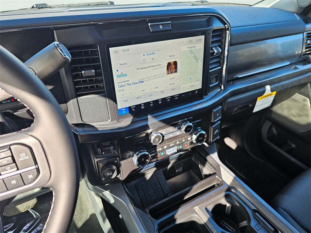 2026 Ford F-350 SD Lariat