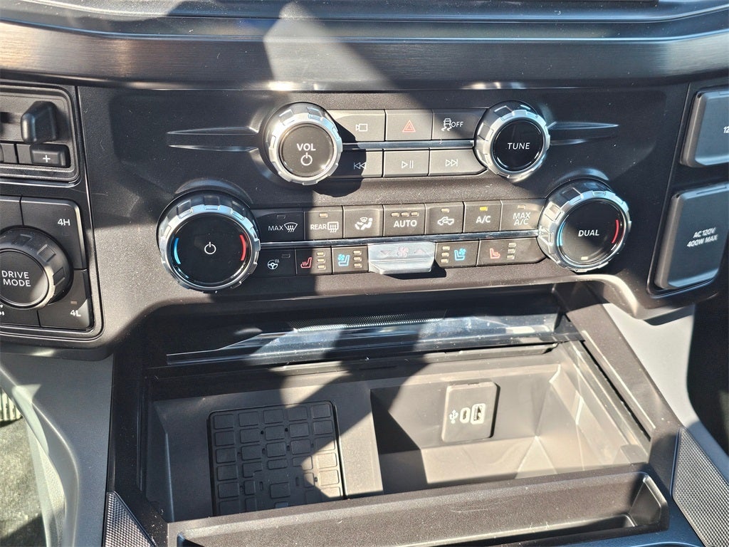 2026 Ford F-350 SD Lariat