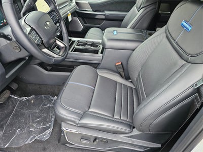 2026 Ford F-350 SD Platinum