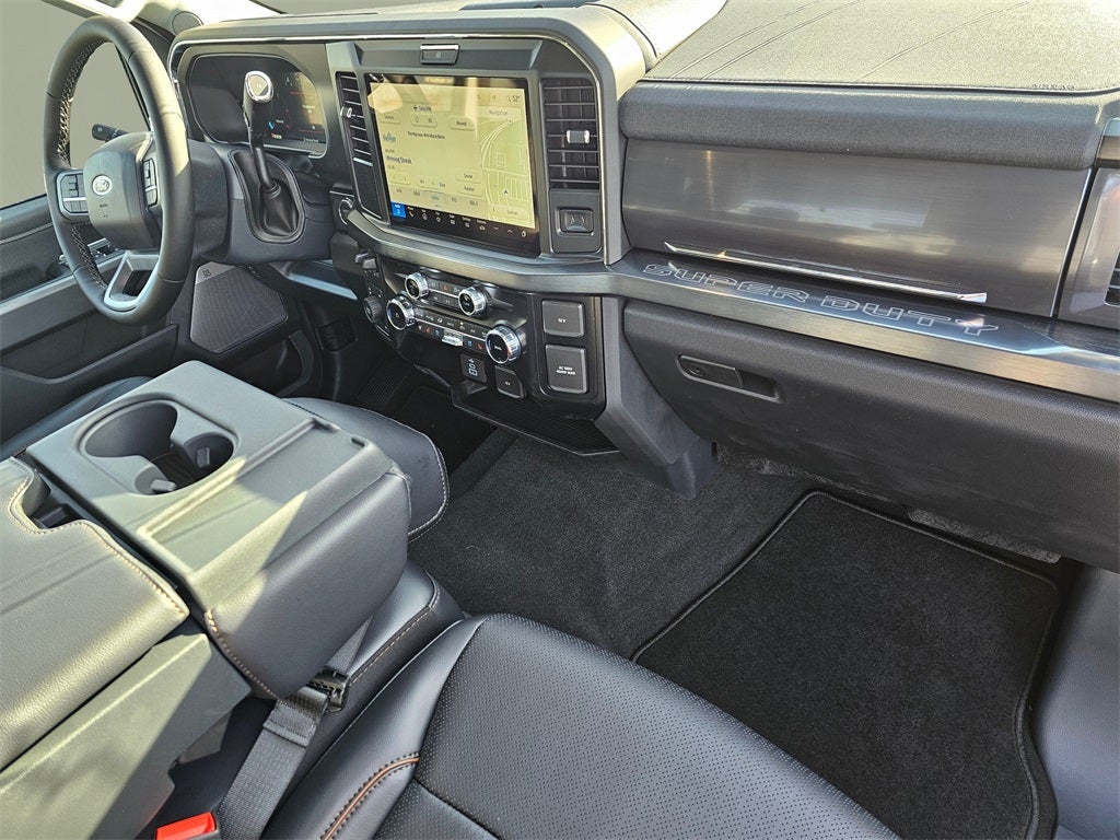 2025 Ford F-350 SD Lariat