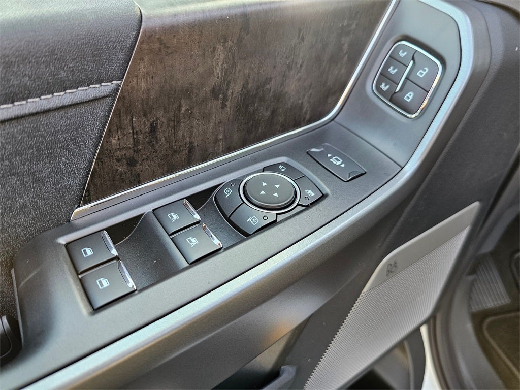 2025 Ford F-350 SD Lariat