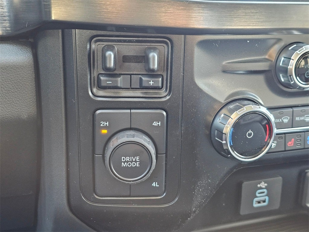 2025 Ford F-350 SD Lariat