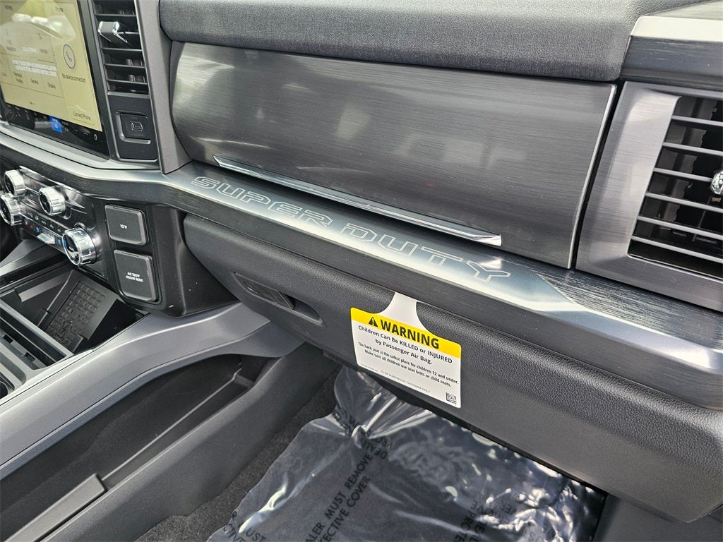 2025 Ford F-350 SD Lariat