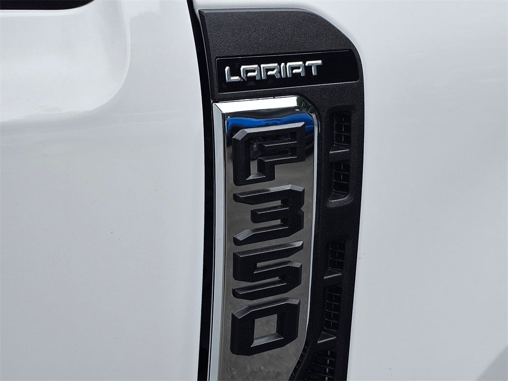 2025 Ford F-350 SD Lariat