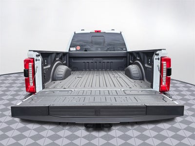 2025 Ford F-350 SD Lariat