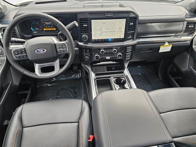 2025 Ford F-350 SD Lariat