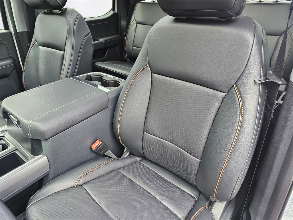 2025 Ford F-350 SD Lariat