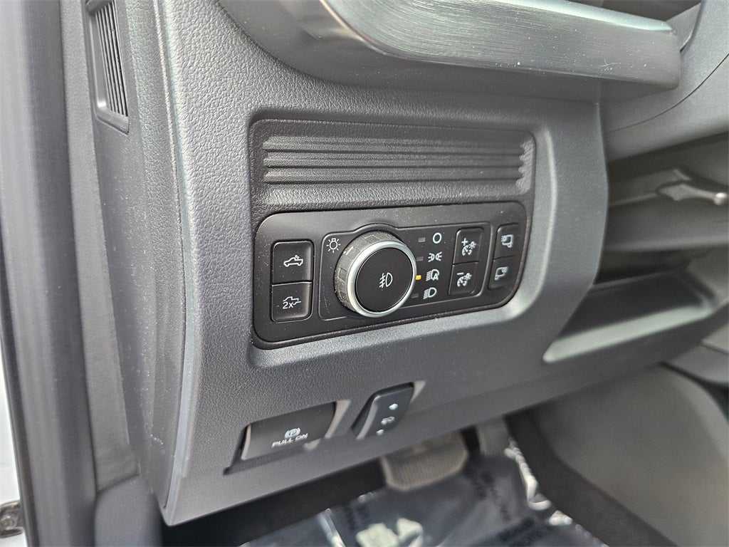 2025 Ford F-350 SD Lariat