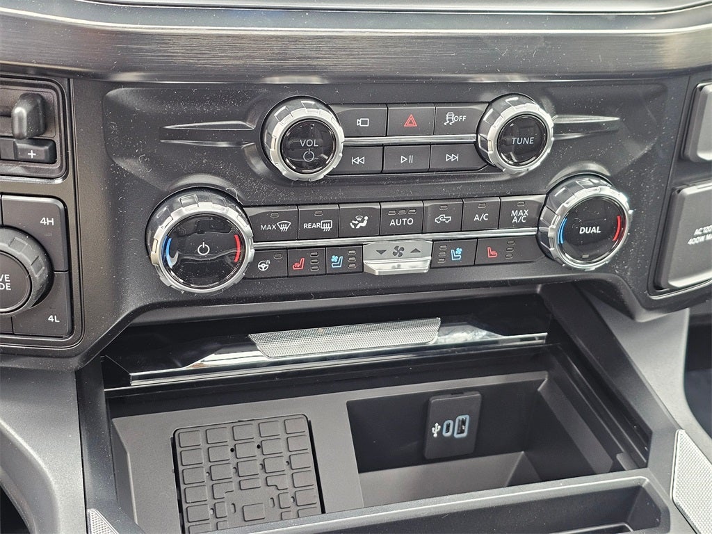 2025 Ford F-350 SD Lariat