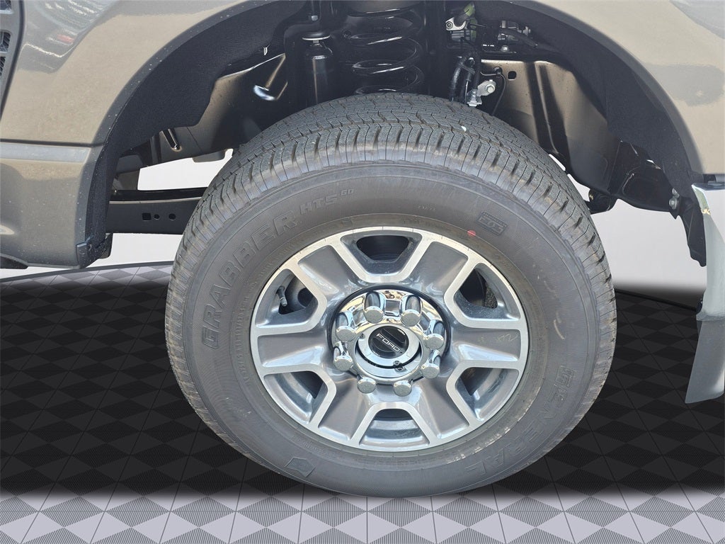 2026 Ford F-350 SD Lariat