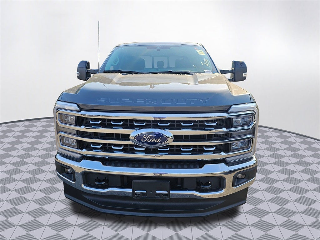 2026 Ford F-350 SD Lariat