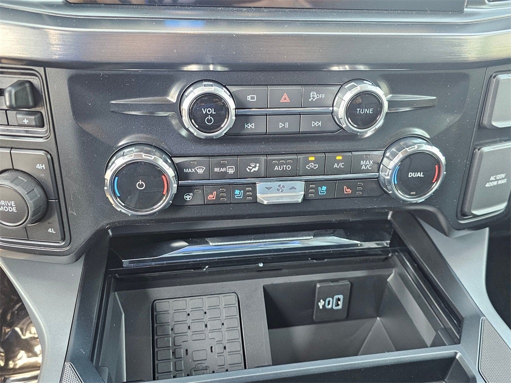 2026 Ford F-350 SD Lariat