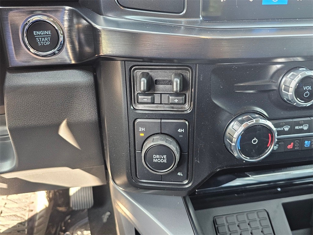 2026 Ford F-350 SD Lariat