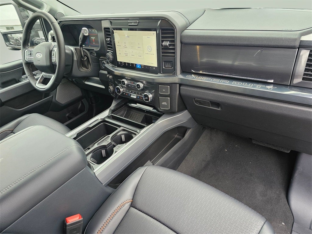 2025 Ford F-350 SD Lariat